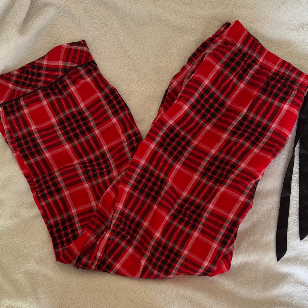 Victoria's Secret Red and Black Plaid Pajama Pants free button top + extra
